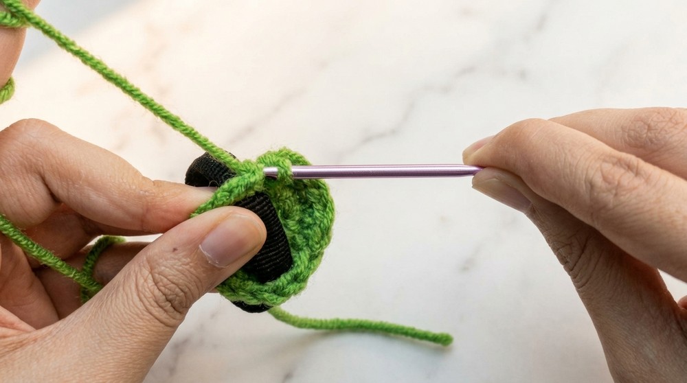 Crochet Sunflower Hair Tie Pattern 2