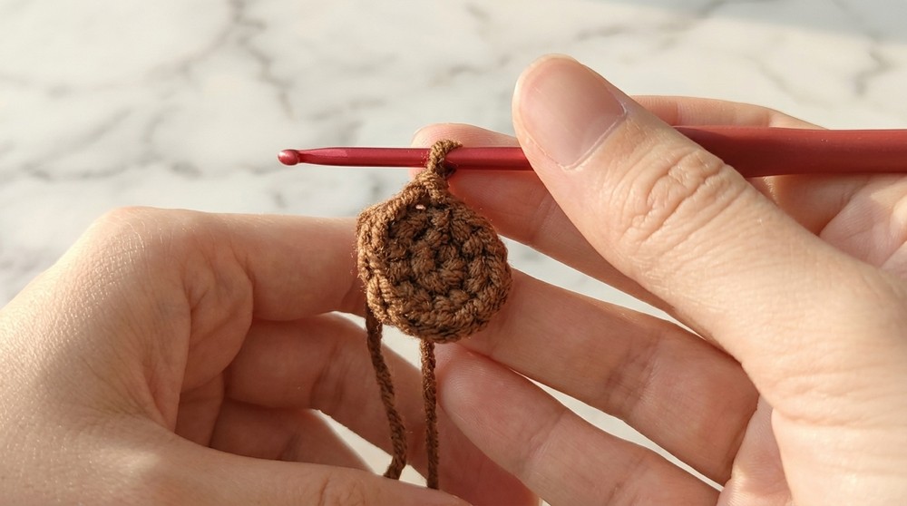 Crochet Sunflower Keychain Pattern 1