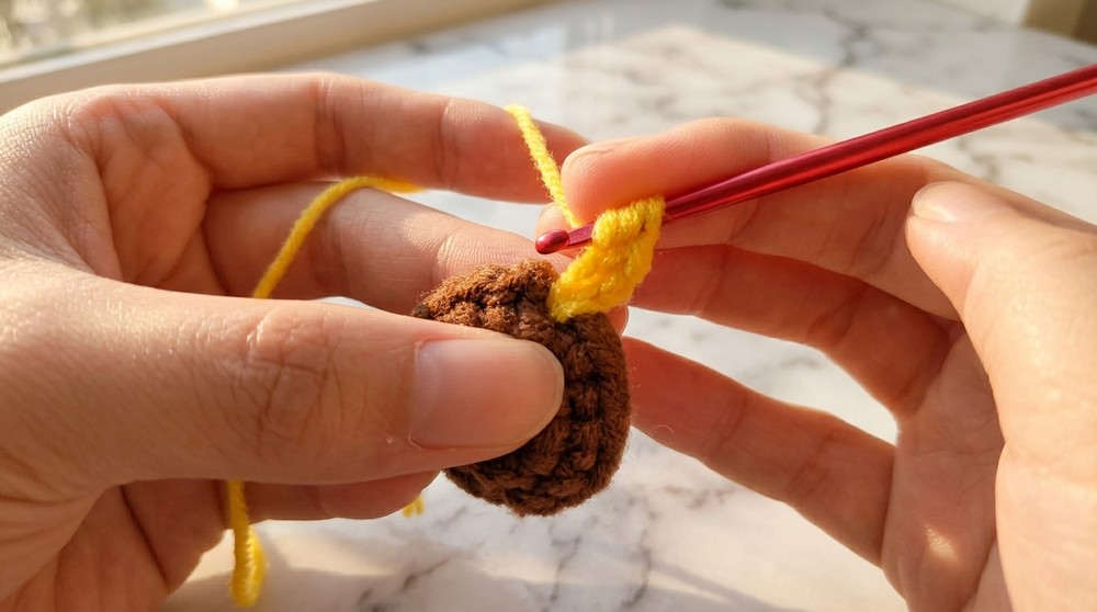 Crochet Sunflower Keychain Pattern 2