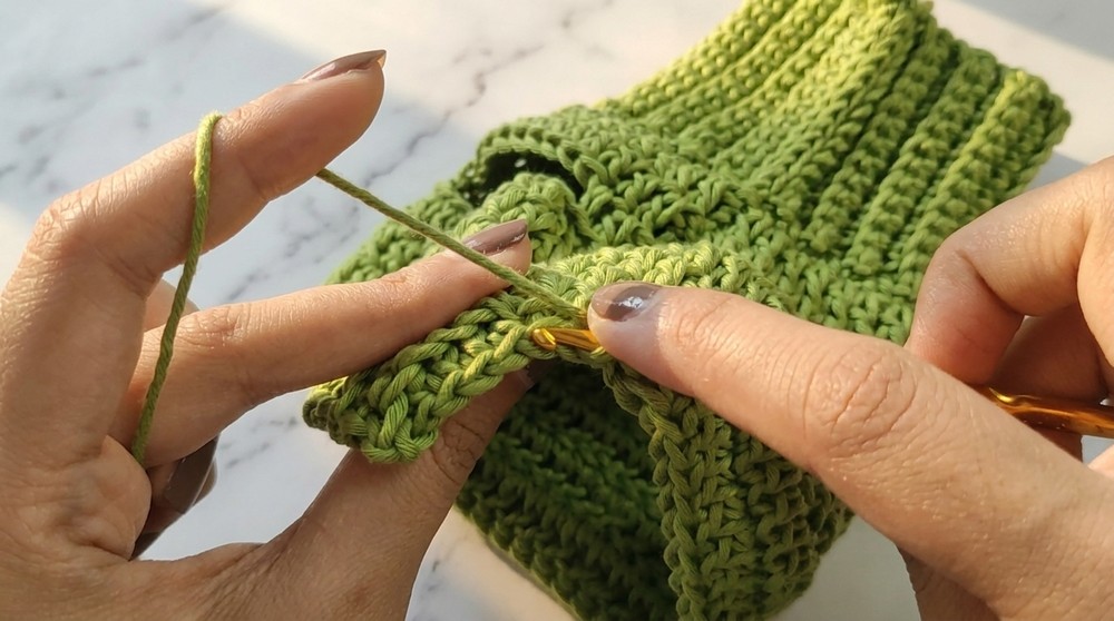 Crochet Sweater For Cat Pattern 3