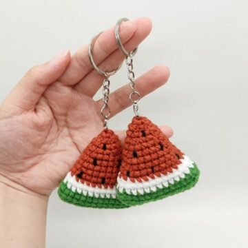 Crochet Watermelon Keychain Pattern 6