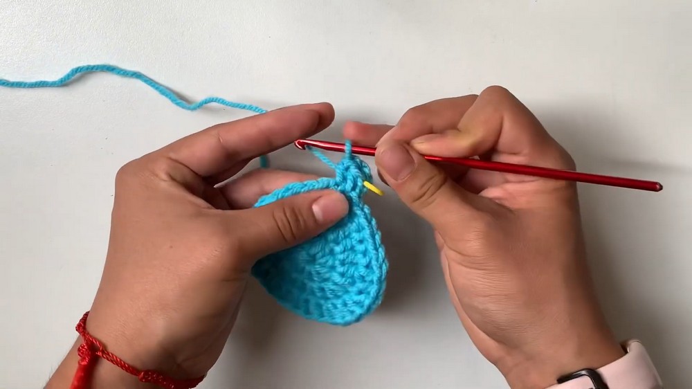 Crochet Whale Coin Purse Pattern 2