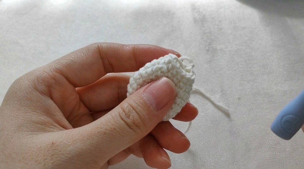 Cute Crochet Bee Amigurumi Pattern 5