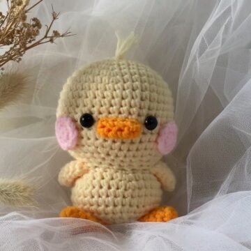 Cute Crochet Duck Amigurumi Pattern 6