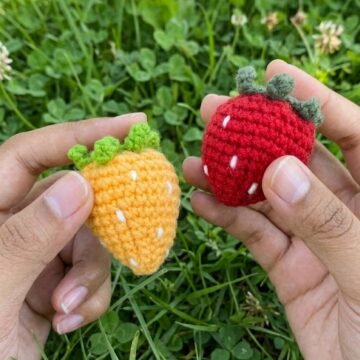 Cute Crochet Mini Strawberry Pattern 7