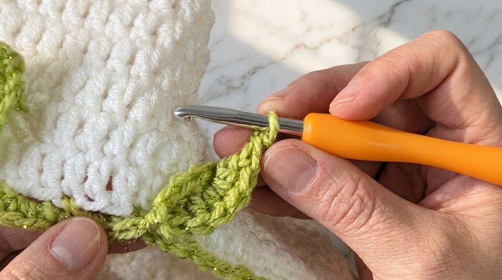 Easy Crochet Bouquet Blanket Pattern 4