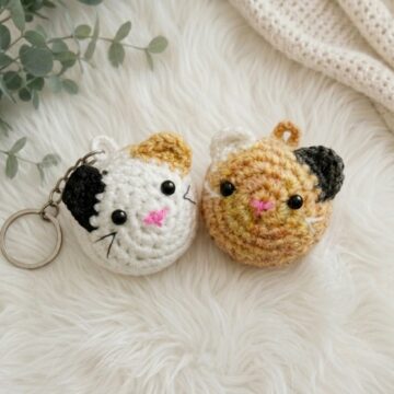 Easy Crochet Cat Keychain Pattern 6