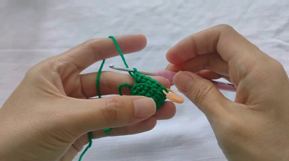 Easy Crochet Christmas Tree Pattern 1