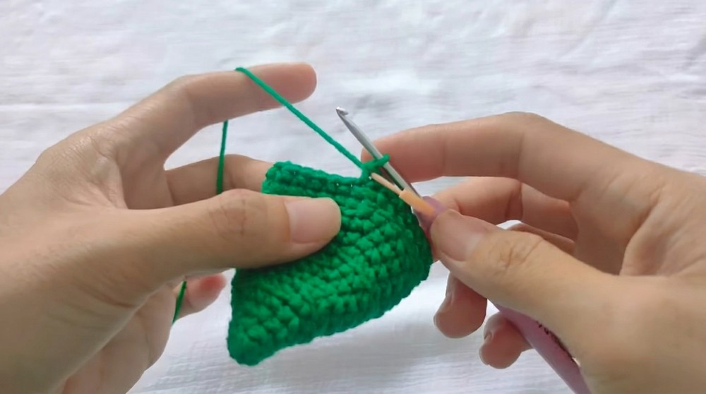 Easy Crochet Christmas Tree Pattern 3