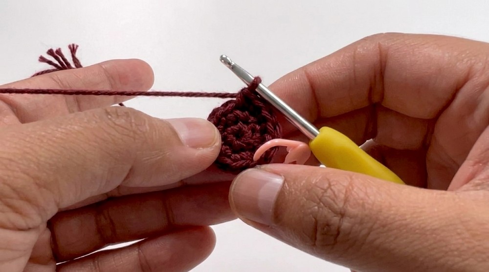 Easy Crochet Heart Keyring Pattern 2