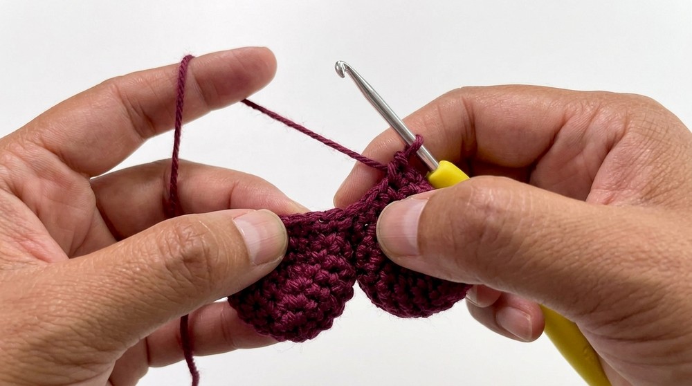 Easy Crochet Heart Keyring Pattern 4