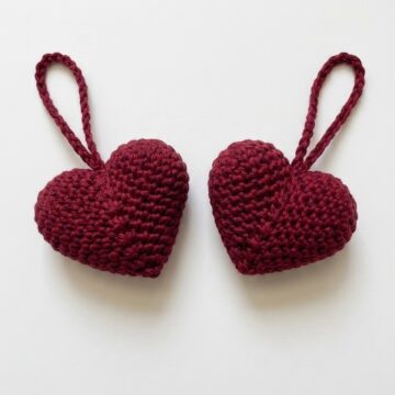Easy Crochet Heart Keyring Pattern 6