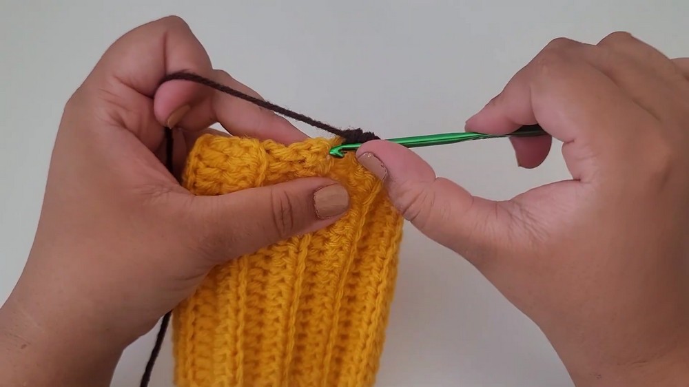 Easy Crochet Pumpkin Amigurumi Pattern 4