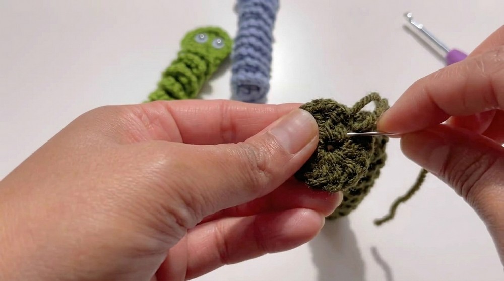 Easy Crochet Worry Worm Pattern 3