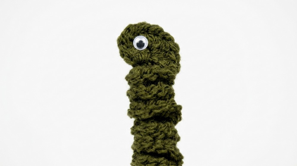Easy Crochet Worry Worm Pattern 4
