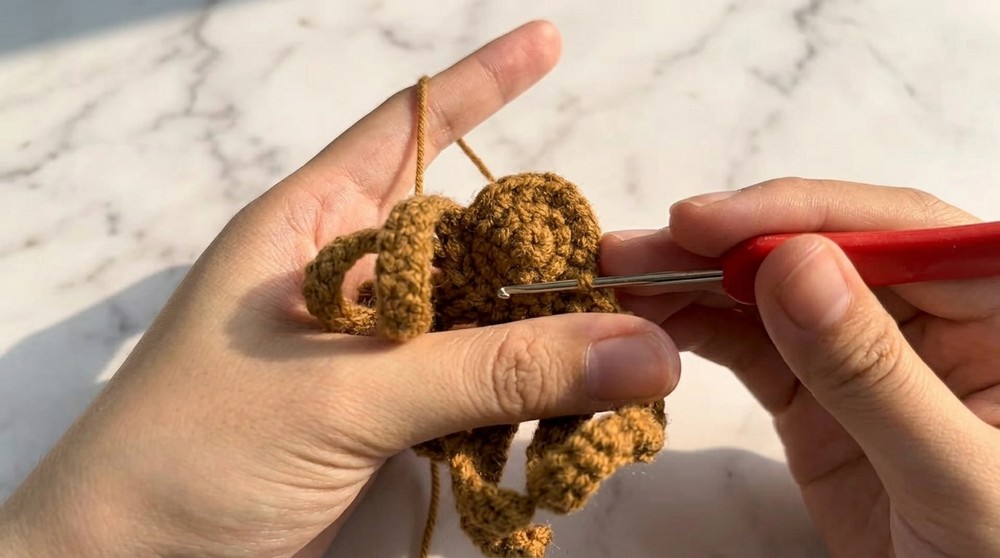 Halloween Crochet Witch & Hat Pattern 4