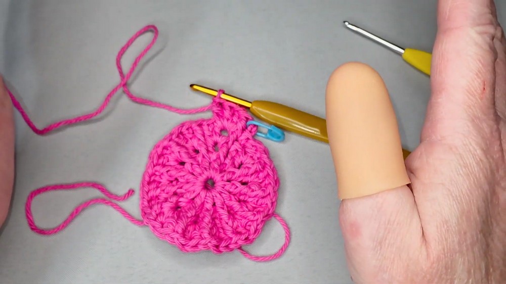 Handmade Crochet Hot Pad Pattern 4