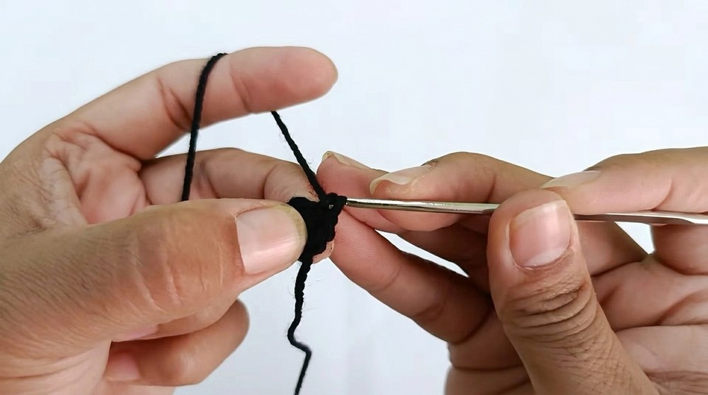 Quick Crochet Football Keychain Pattern 5