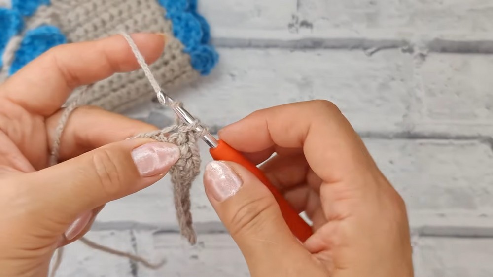 Quick Crochet Hook Holder Pattern 1