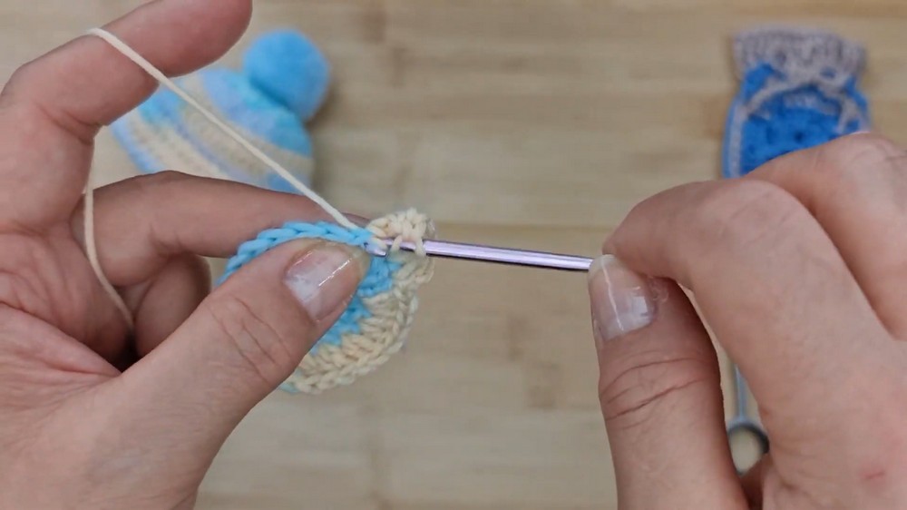Quick Crochet Preemie Beanie Pattern 2