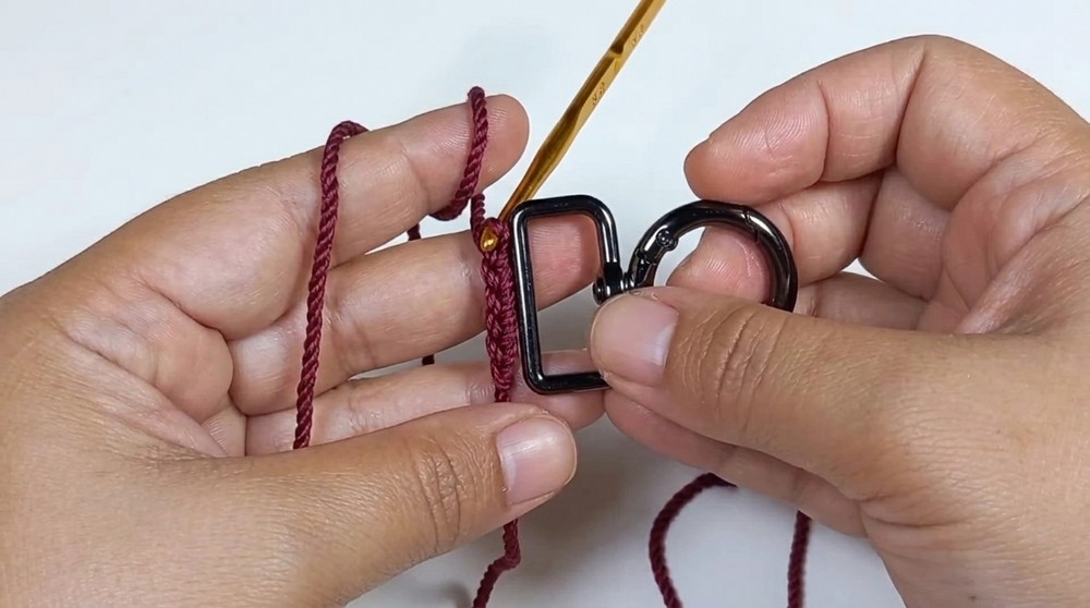 Simple Crochet Handle Bag Pattern 1