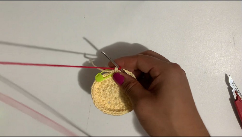 Sweet Crochet Apple Pouch Pattern 2