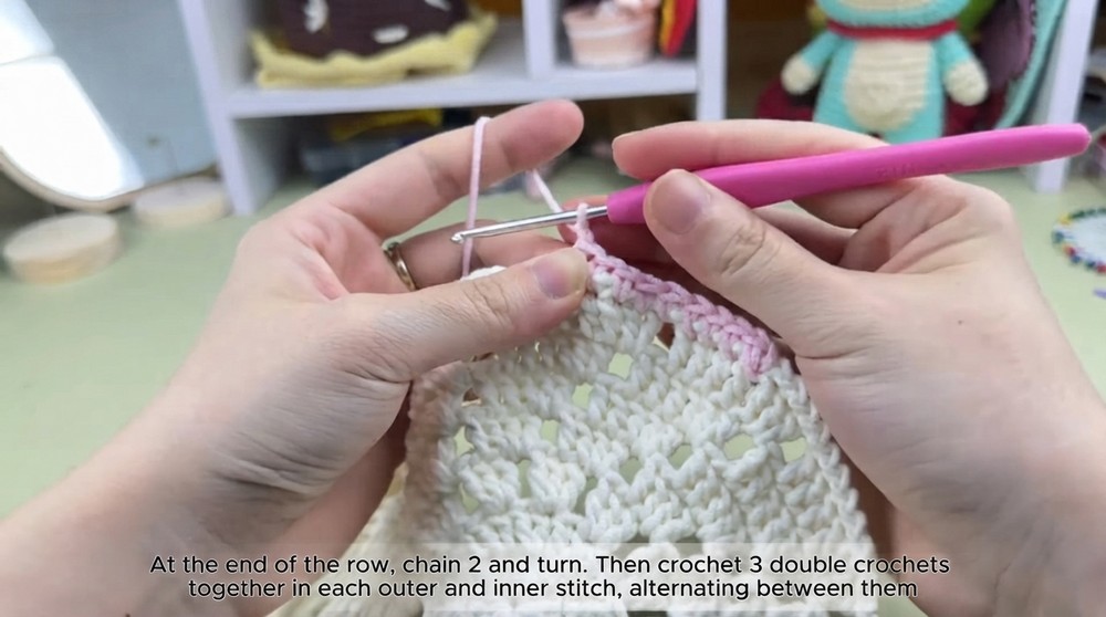 Beautiful Crochet Flower Mat Pattern 4