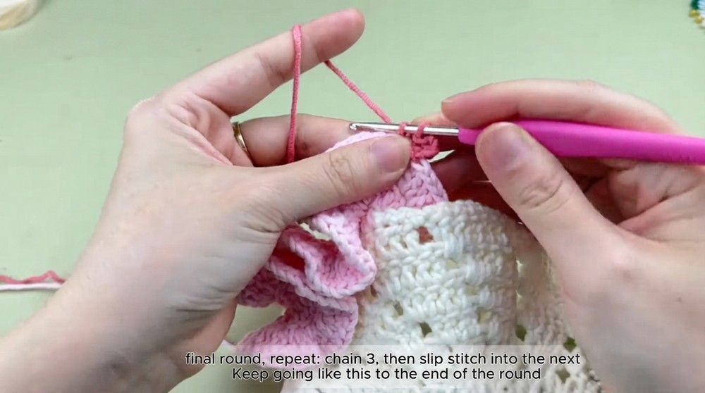 Beautiful Crochet Flower Mat Pattern 5