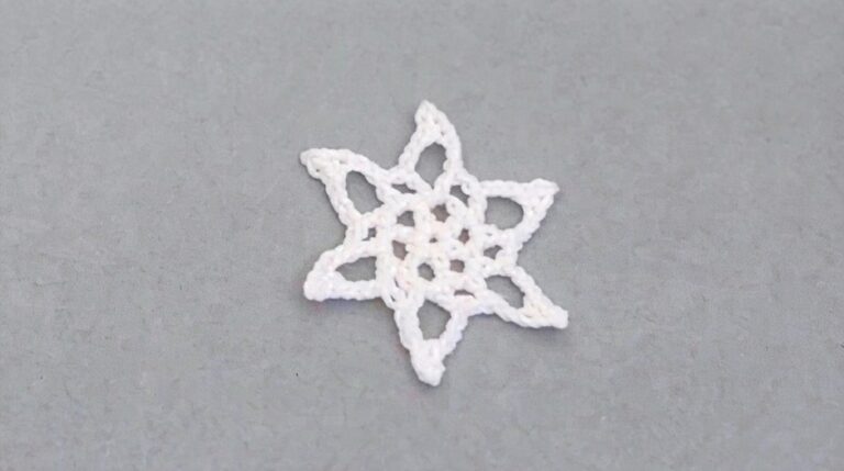 Beautiful Crochet Snowflake Pattern 5