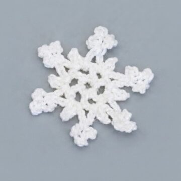 Beautiful Crochet Snowflake Pattern 5