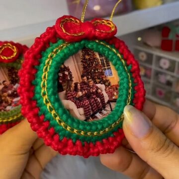 Christmas Crochet Photos Ornaments Pattern 6