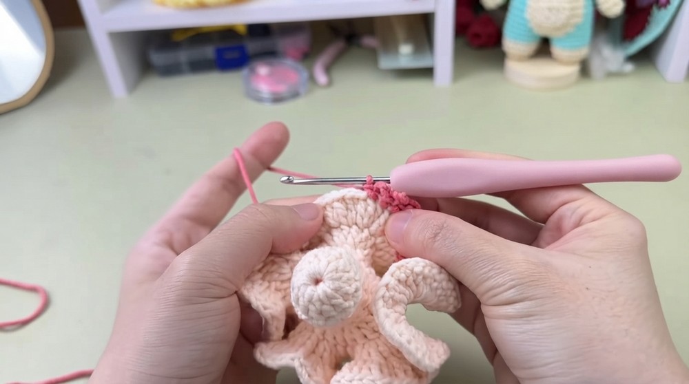 Crochet Carnation Flower Pattern 4