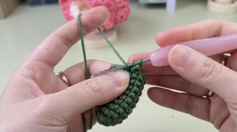 Crochet Carnation Flower Pattern 6