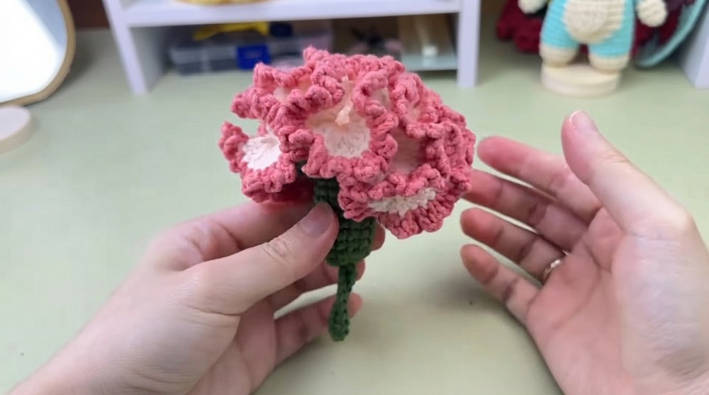 Crochet Carnation Flower Pattern 7