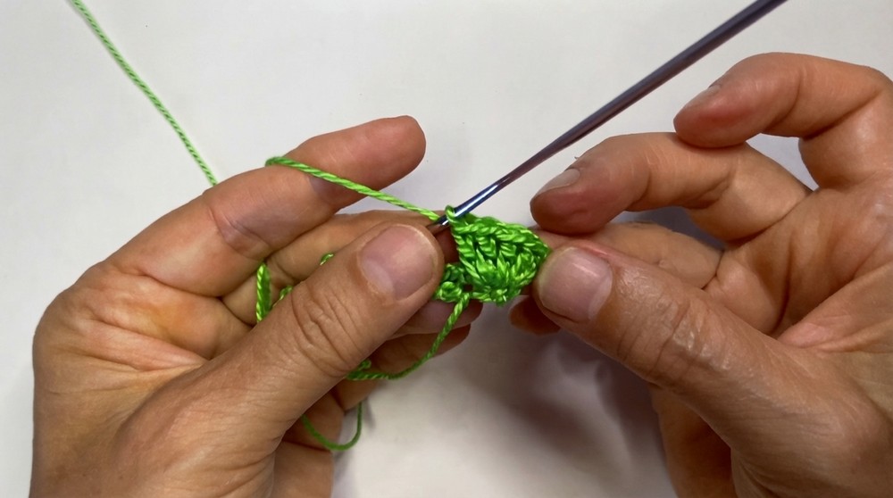 Crochet Christmas Tree Ornament Pattern 2