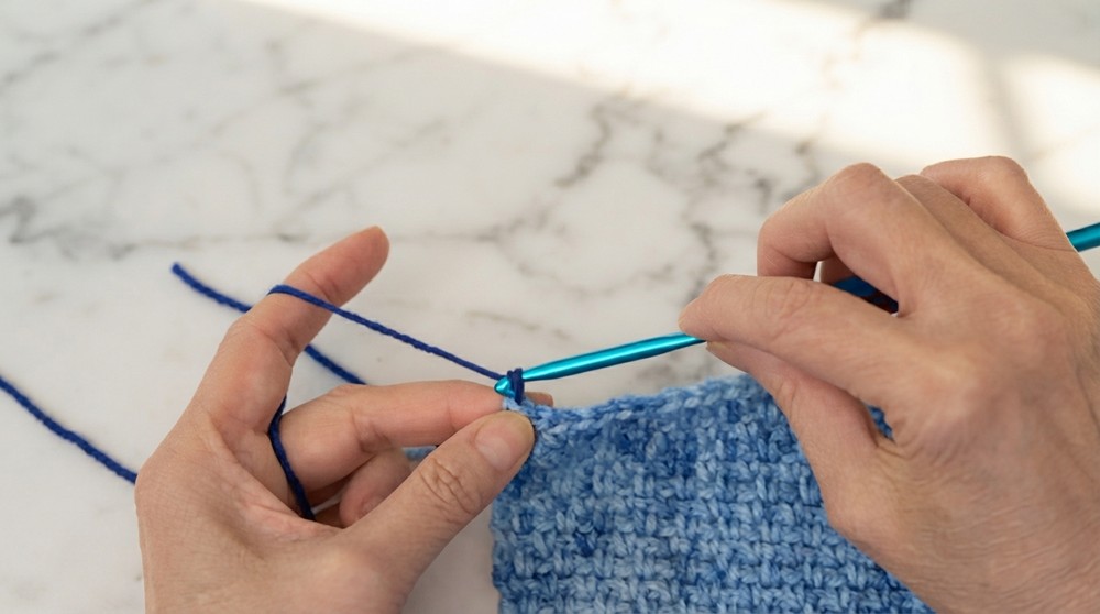 Crochet Cowl Neck Warmer Scarf Pattern 3