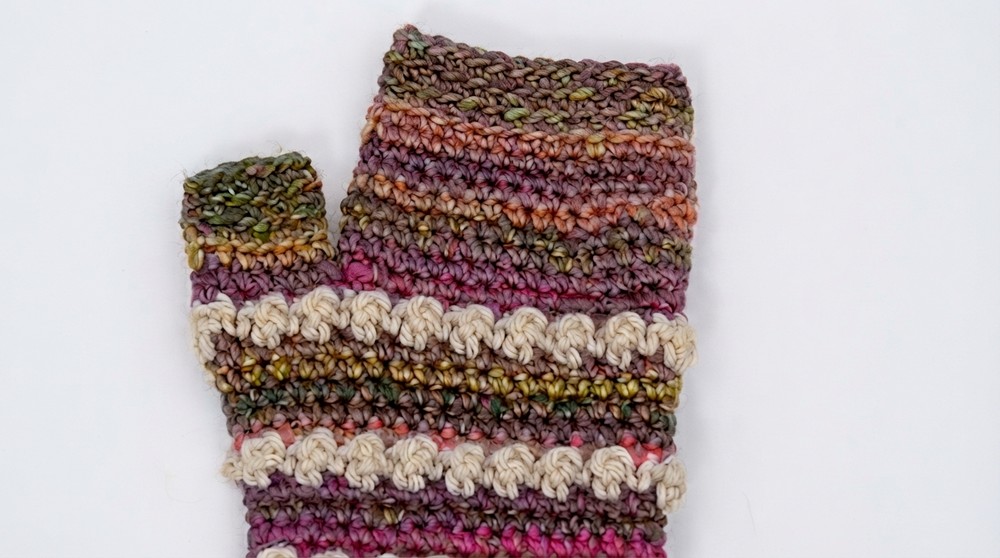 Crochet Fingerless Gloves Pattern 6