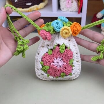 Crochet Floral Drawstring Pouch Pattern 6