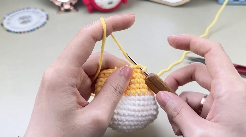 Crochet Giraffe Amigurumi Pattern 3