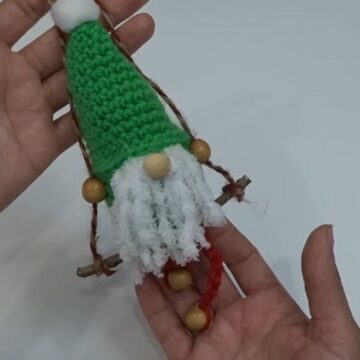 Crochet Gnome Ornament Pattern 7