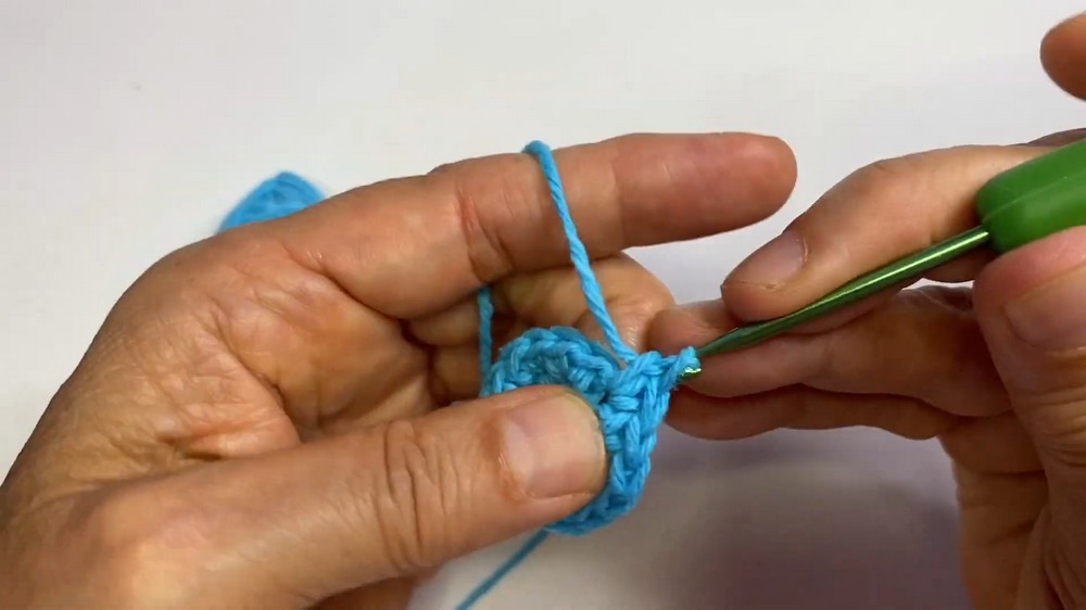 Crochet Halloween Spider Pattern 2