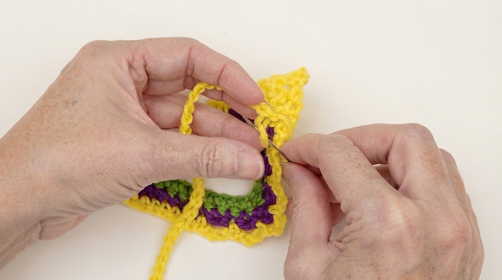 Crochet Masquerade Mardi Gras Mask Pattern 5