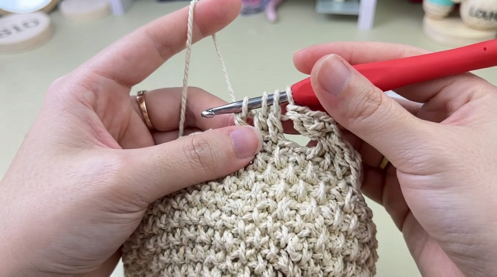 Crochet Mini Beach Bag Pattern 4