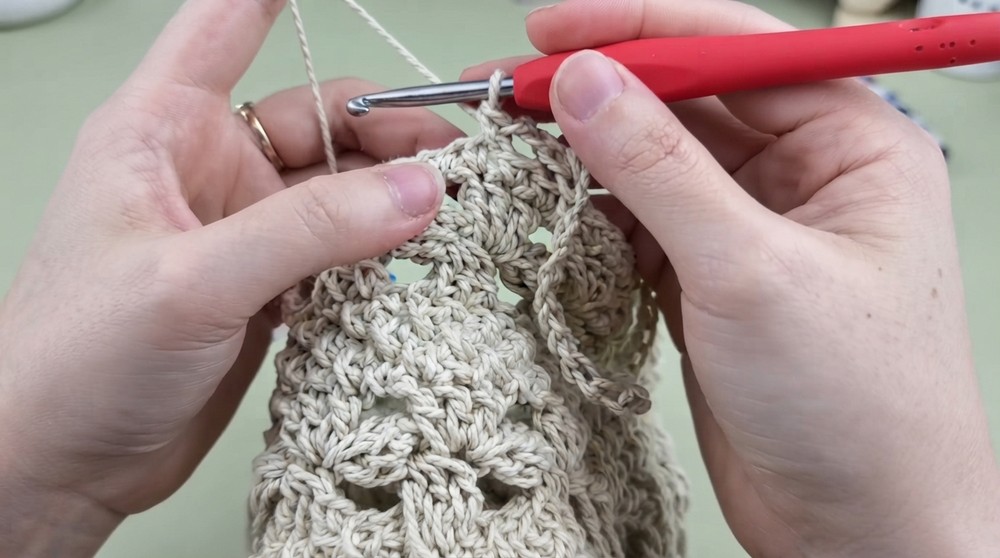 Crochet Mini Beach Bag Pattern 5