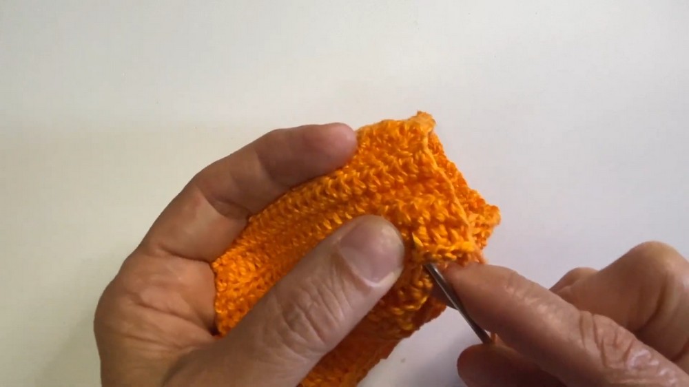 Crochet Pumpkin Amigurumi Pattern 3