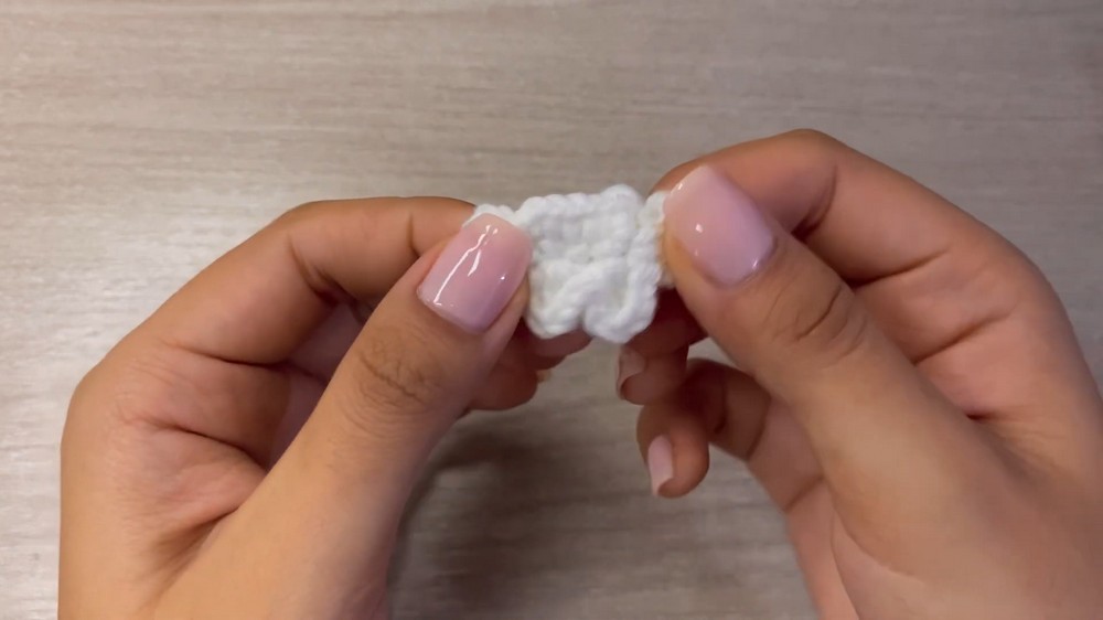Crochet Santa Claus Ornaments Pattern 4