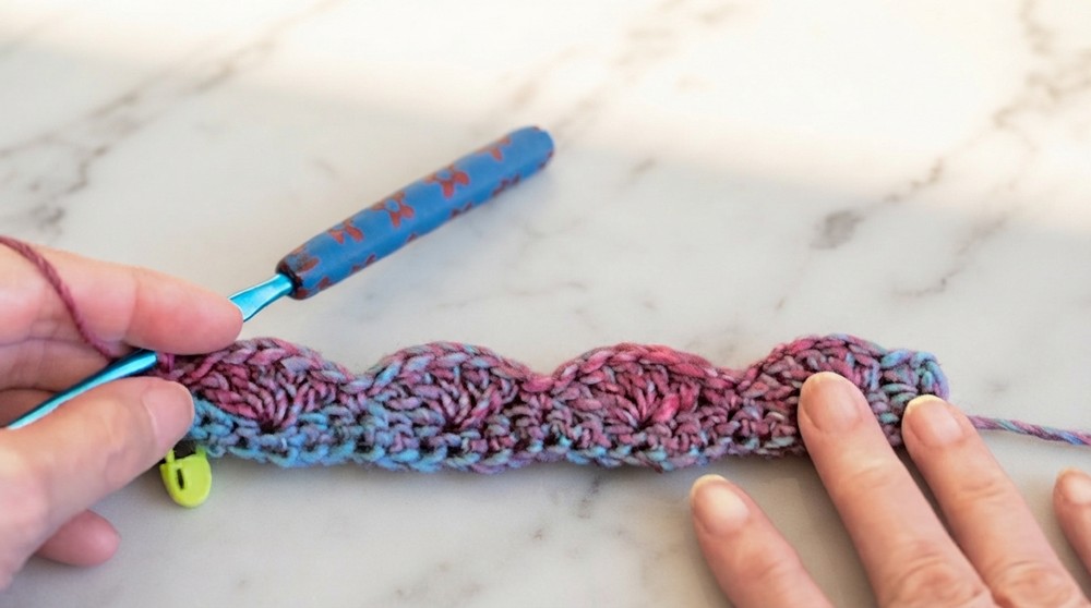 Crochet Shell Stitch Cowl Pattern 3