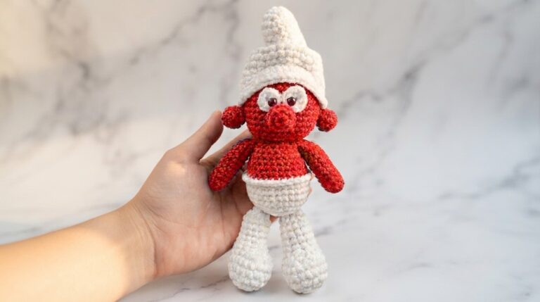 Crochet Smurf Amigurumi Pattern 8