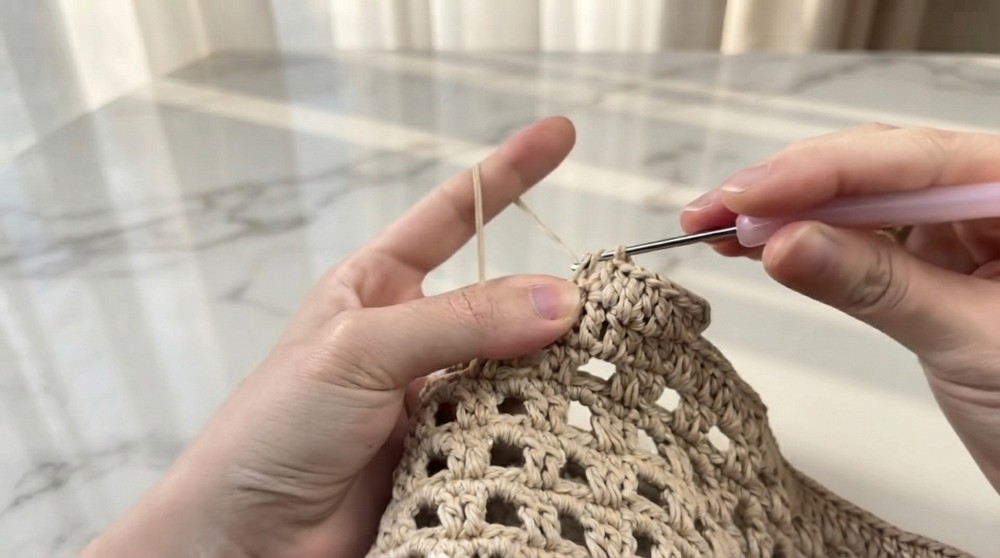 Crochet Summer Beach Hat Pattern 4