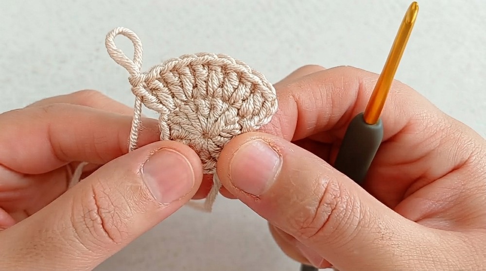 Cute Crochet Cat Coasters Pattern 2